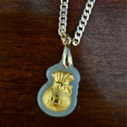 24k Gold And Jade Pendant 