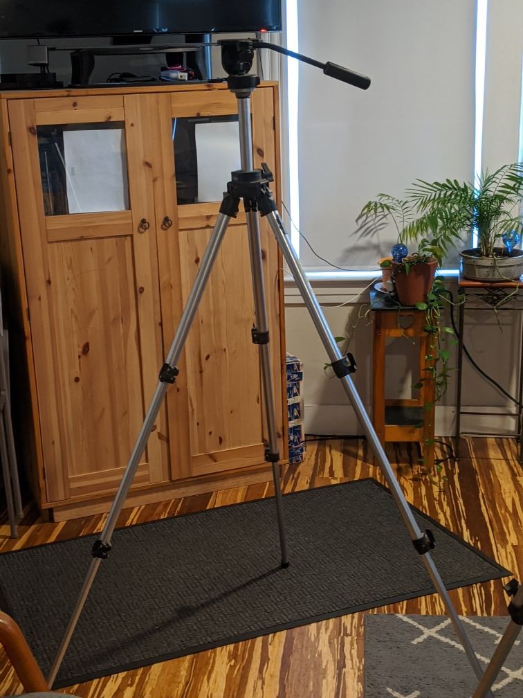 Manfrotto by bogen tripod with head