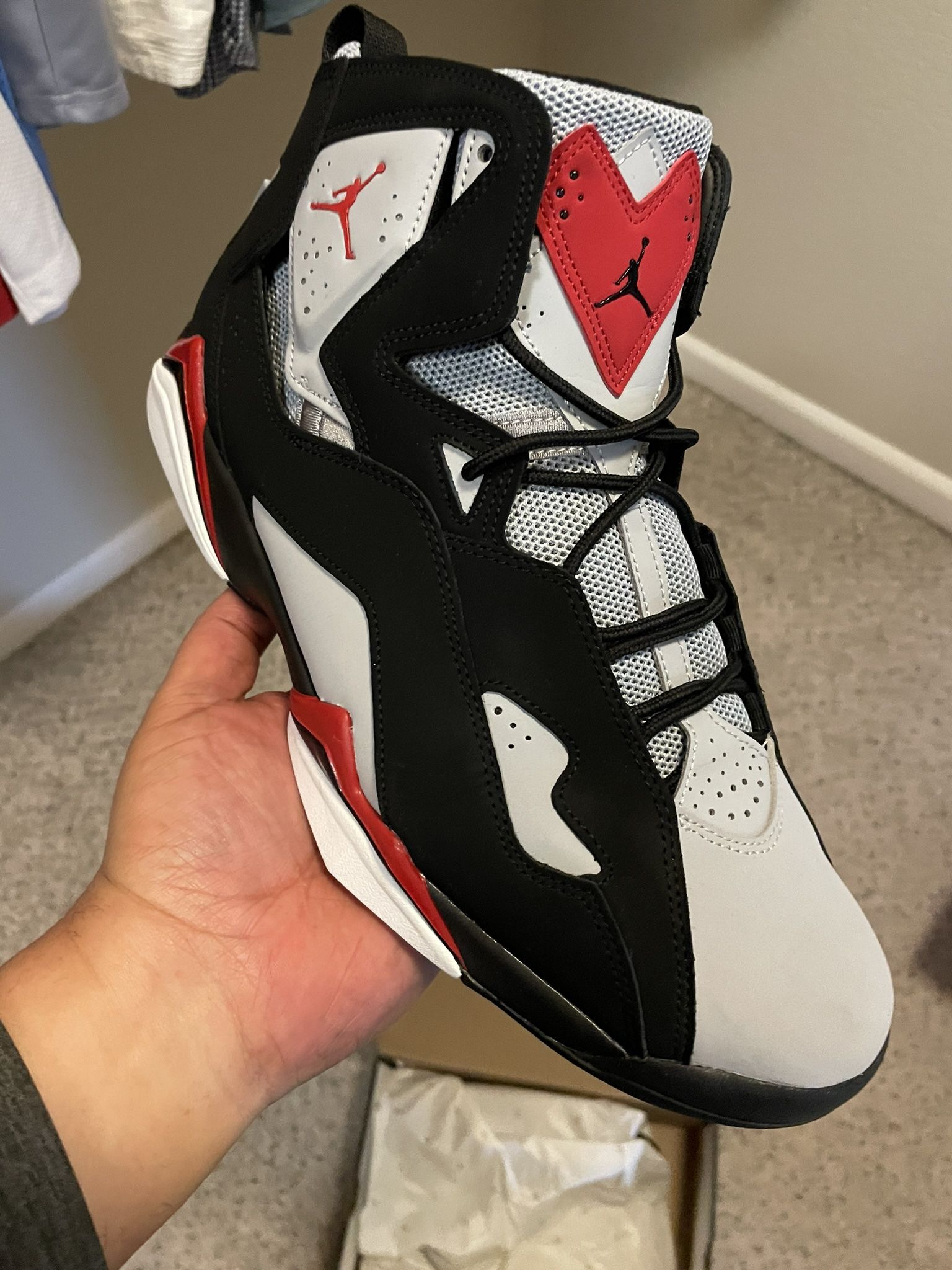 New Mens JORDANS in Size 12