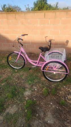 VEVOR Pink Tricycle Adult 24"