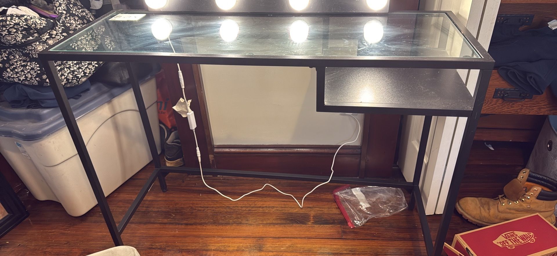 Vanity Table And Lighted Mirror