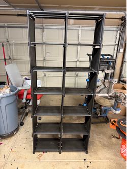 12-compartment storage unit