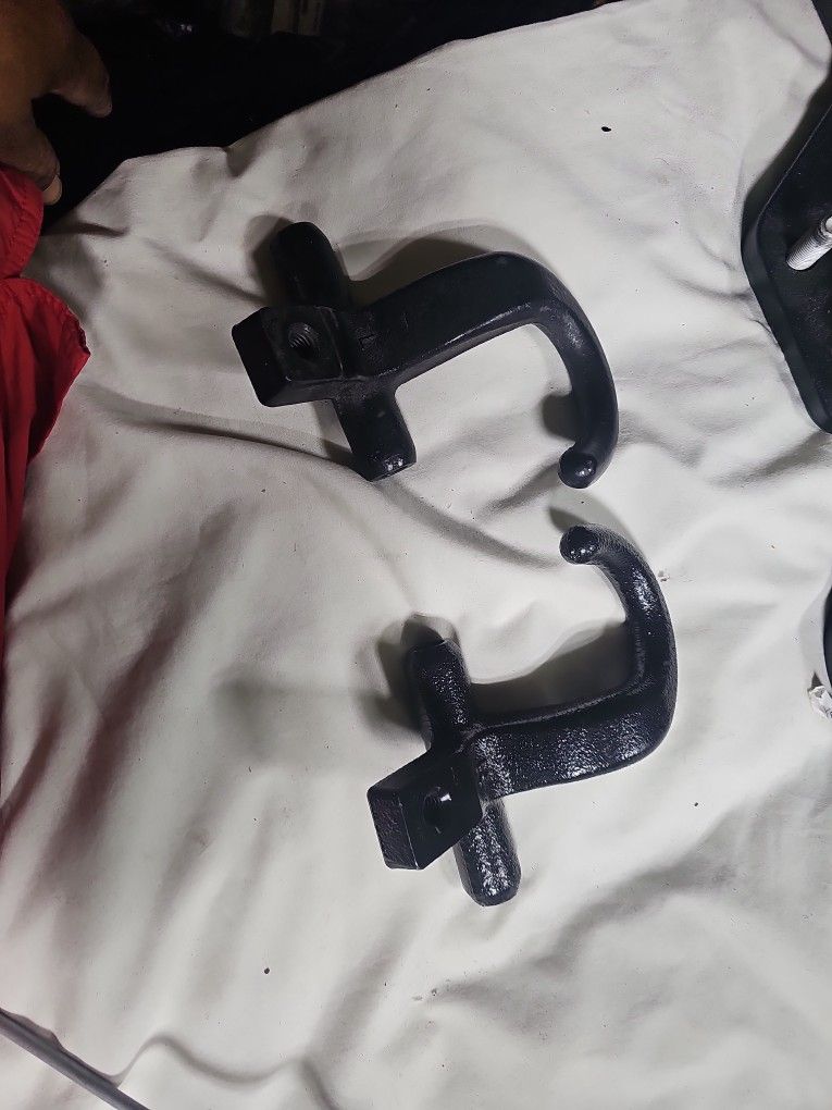 99-07 Gm Gmc Suv Pickup Front Right And Left Tow Hook