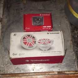 Rockford Fosgate Marine Stereo N Speakers