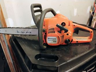 Husqvarna chainsaw 240 very low hours like new
