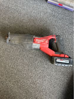 Milwaukee Battery Saw Zall