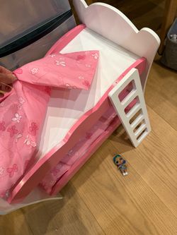 Doll bunk bed