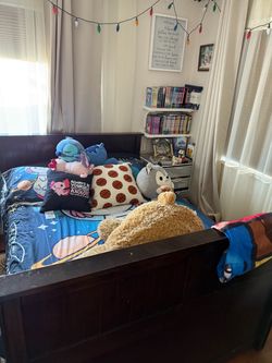 Full bed frame real wood