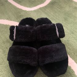 UGG Fuzz Yeah Sandals