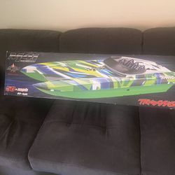 Traxxas M41 Wide Body Boat