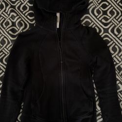 Lululemon Scuba
