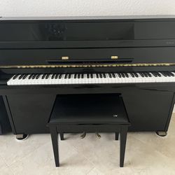 Samick Upright Piano 