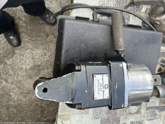 ingorsoll rand impact gun 1inch and a half.