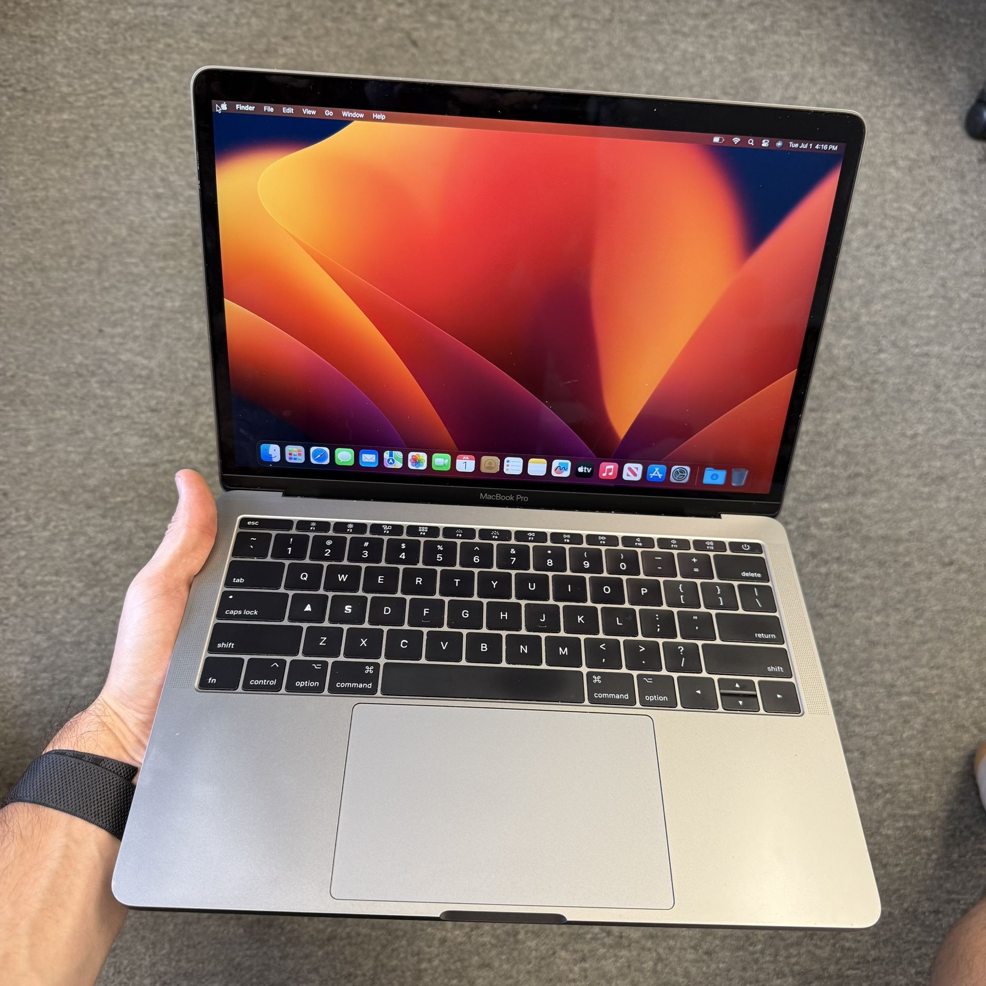 2017 MacBook Pro 13” 256GB