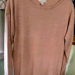 SOFT & WARM LIGHT BEIGE SWEATER SZ LARGE