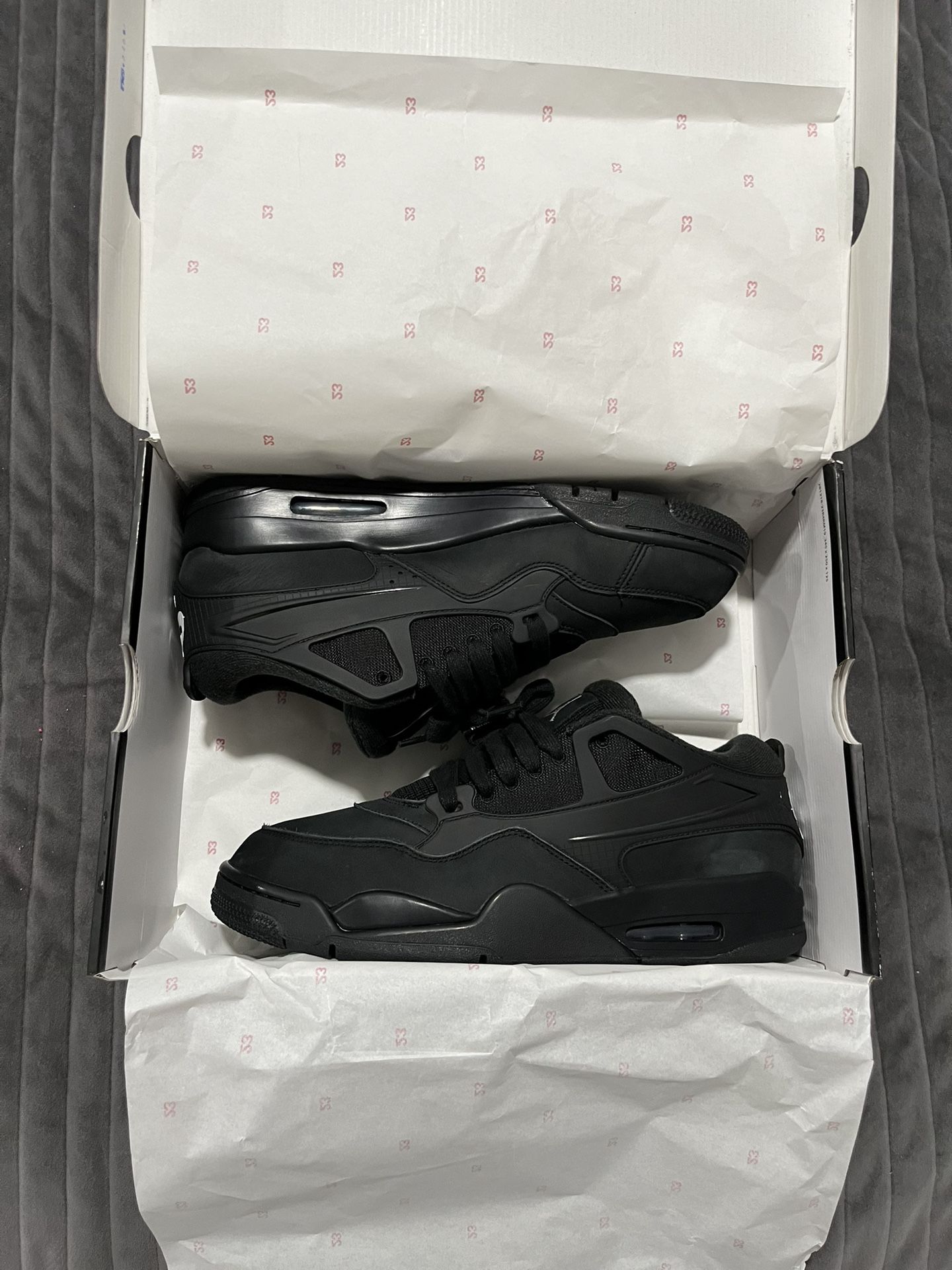Jordan 4 RM Black Cat  & Accessories