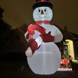 20 Foot Inflatable Snowman 