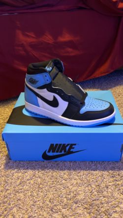 Air Jordan Unc 1s