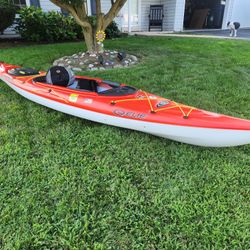 Elie Kayak