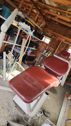 Dental Chair/ Delivery Unit