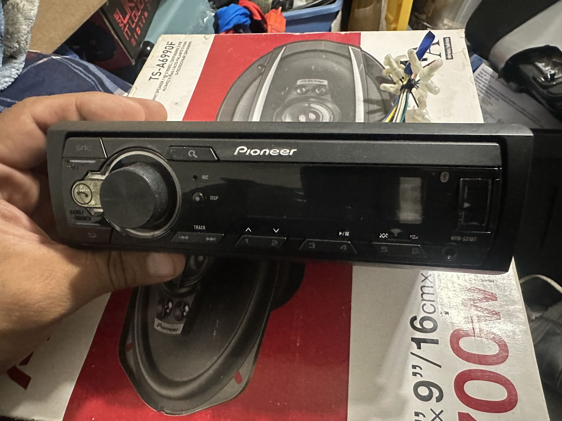 Pioneer Single Din Bluetooth Stereo