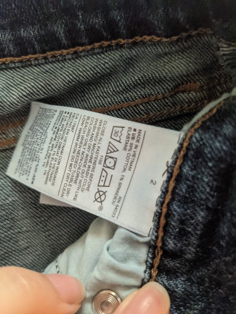 Old navy Boyfriend Rise Jeans size 2
