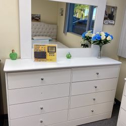 DRESSER WITH MIRROR