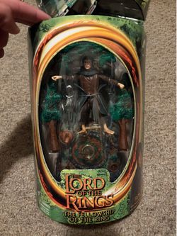 Frodo baggins lord of the rings the fellowship of the ring figure