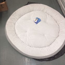 Petcrest Round Bed