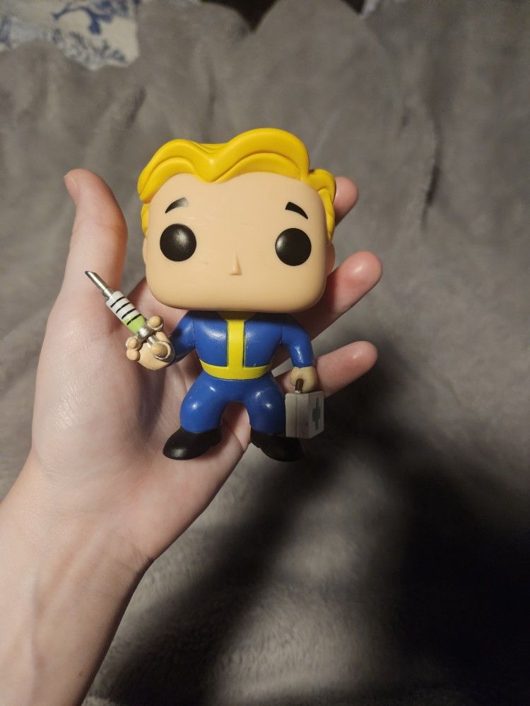 Funko Fallout Pop! Vinyl Figure Vault Boy Medic #101