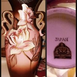VINTAGE JAPAN ORIENTAL GOLD ROSE PINK JAPANESE HAND PAINTED PORCELAIN URN VASE FLORAL FLOWER ARRANGEMENT TABLE DECOR