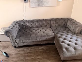 Gray Velvet Tufted Chesterfield Sectional Sofa with ottoman