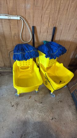 2Janitorial Mop Buckets , 3 Poles An Mop Heads