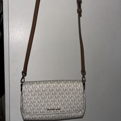 MK Purse