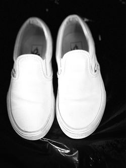 Off the wall Vans size 12 kids