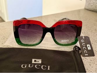 New Gucci GG0083S Oversized Square Women Sunglasses Red Green Black Glitter without box