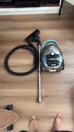 Eureka Complete Seal Canister Vacuum. Extended https://offerup.com/redirect/?o=UmVhY2guQXV0bw== Cord Rewind. Hepa filter.Quiet.