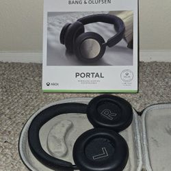 Bang & Olufsen Premium Wireless Headphones / Gaming Headset
