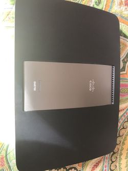 N Series Wireless Router( EA6700)