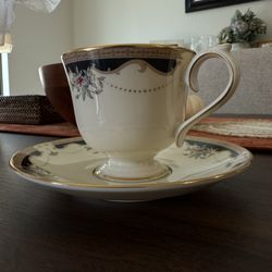 Lennox Tea Set 8 PCS