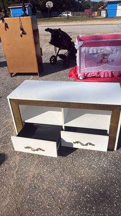 White and Gold Low Dresser with Drawers Moda