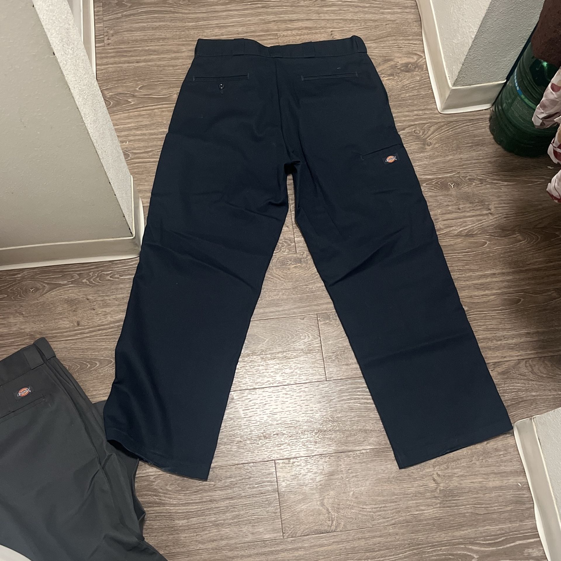 Dickie Loose Fit Pants