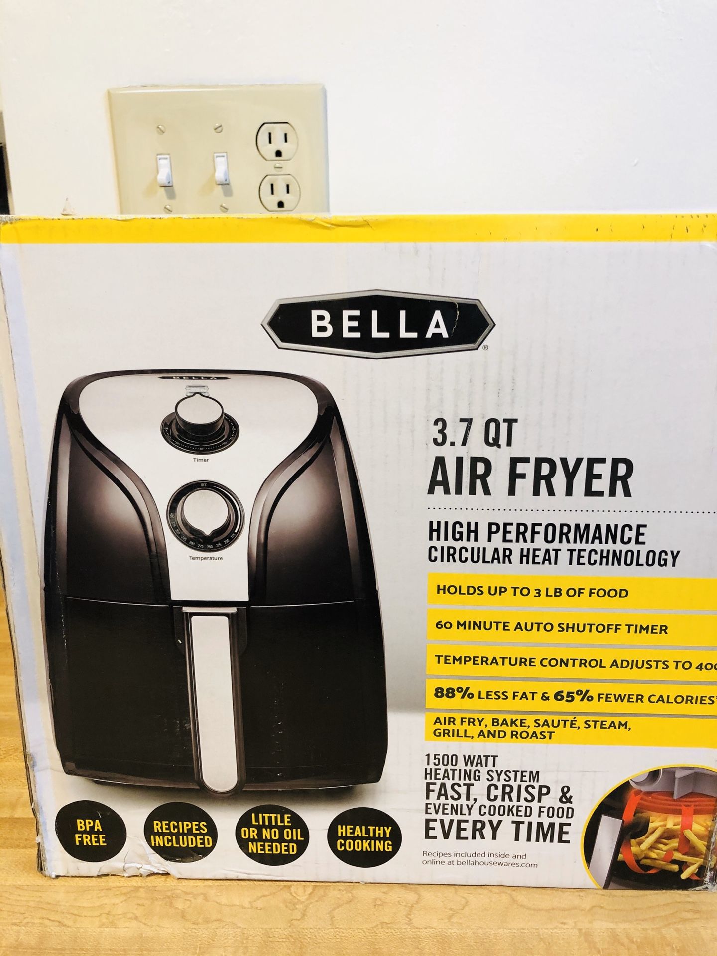 Brand new Bella air fryer 3.7 qt never been opened (pick up only)