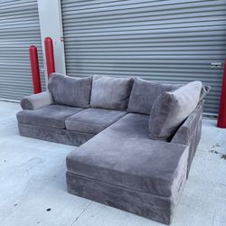 Comfy Grey Sectional Couch