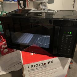 Vissani 1.7 cu. ft. 1000-Watt Over the Range Microwave in Black 