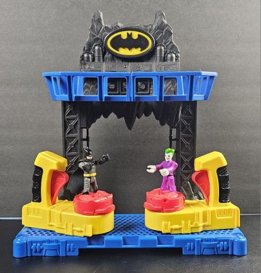 Imaginext DC Super Friends Batman Battle Batcave W/Batman + Joker