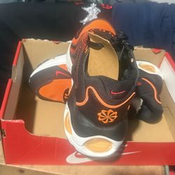 9 1/2 Nike Air Max Se.