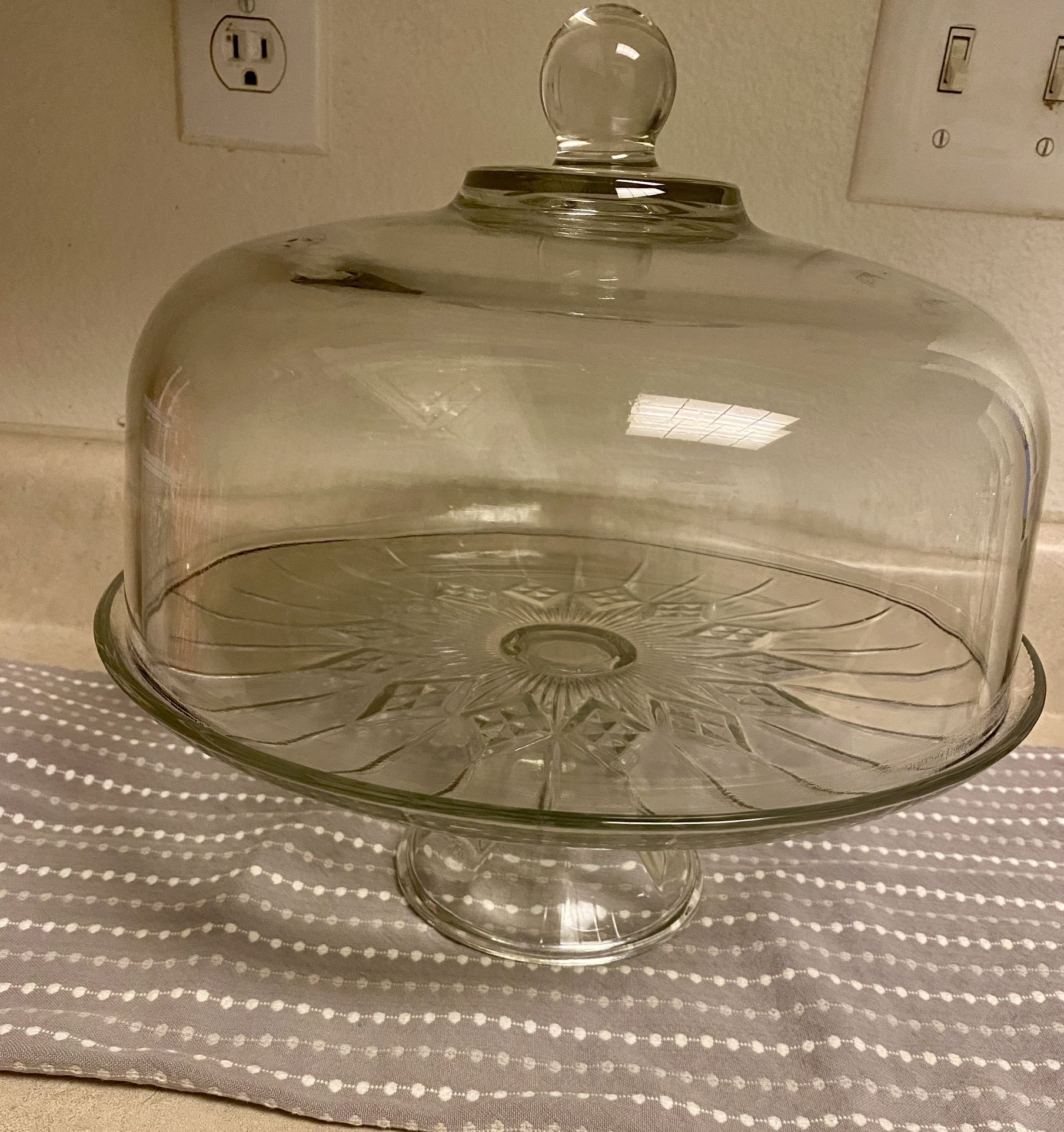 Glass Cake & Punch Bowl