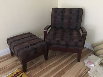 Chair & Ottoman