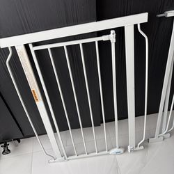 Puerta de escalera etc